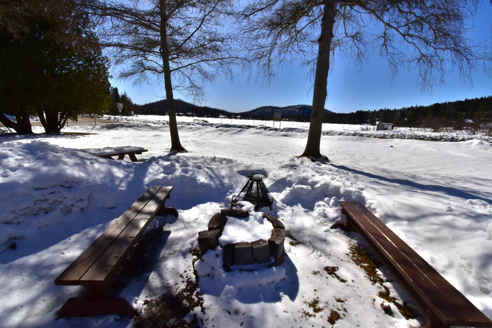 Emme Chalets Sainte-Lucie-de-Doncaster Εξωτερικό φωτογραφία