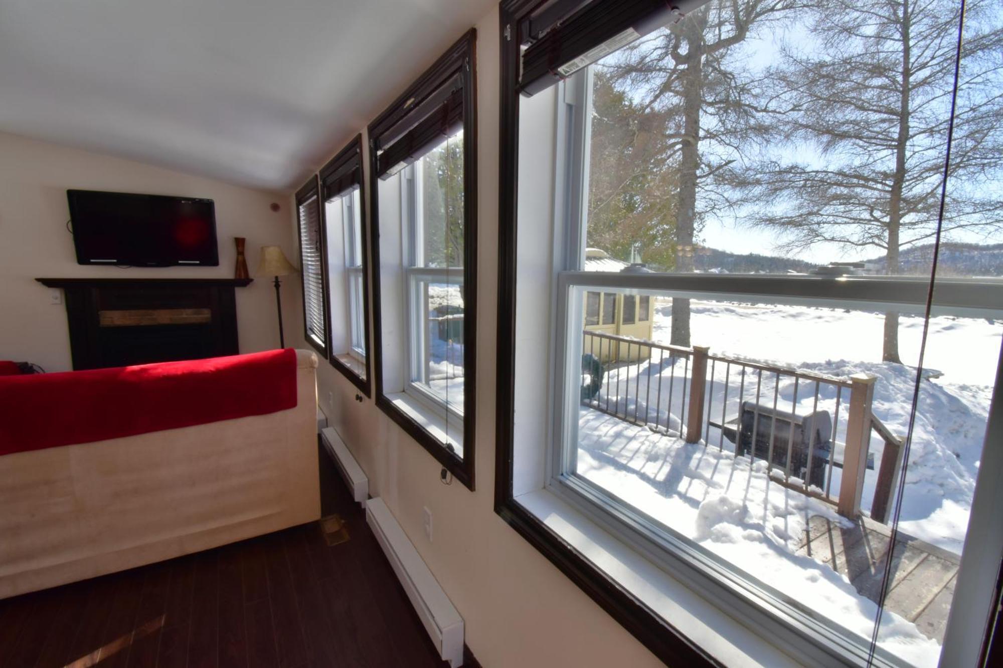 Emme Chalets Sainte-Lucie-de-Doncaster Εξωτερικό φωτογραφία