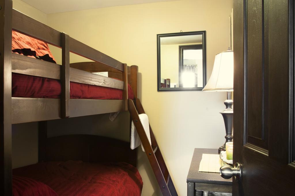 Emme Chalets Sainte-Lucie-de-Doncaster Δωμάτιο φωτογραφία