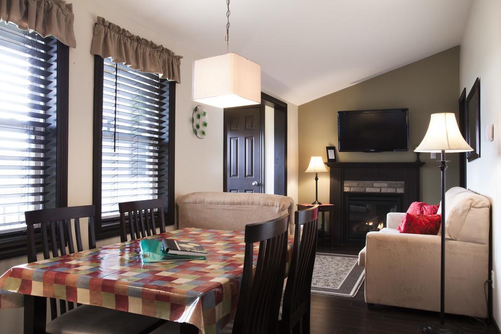 Emme Chalets Sainte-Lucie-de-Doncaster Δωμάτιο φωτογραφία